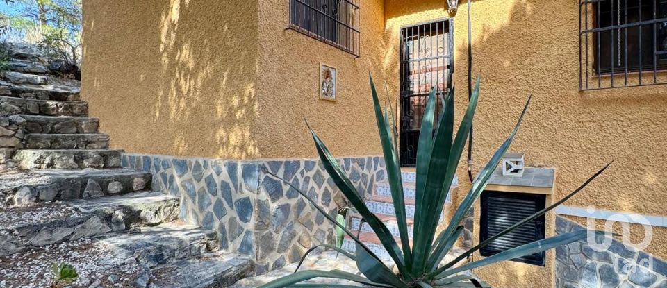 Casa 4 habitacions de 204 m² a El Campello (03560)