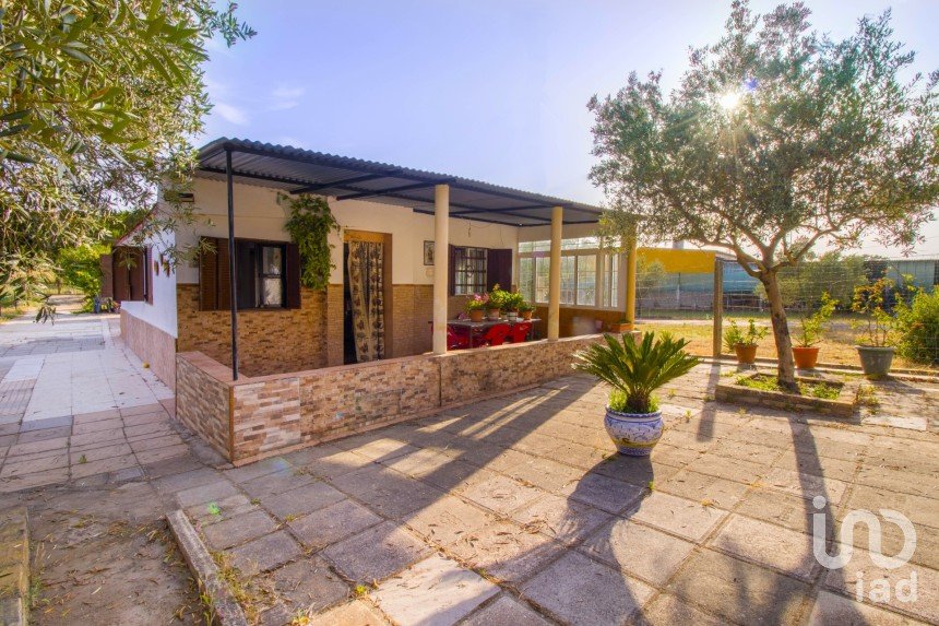 Country home 2 bedrooms of 64 m² in Bonares (21830)