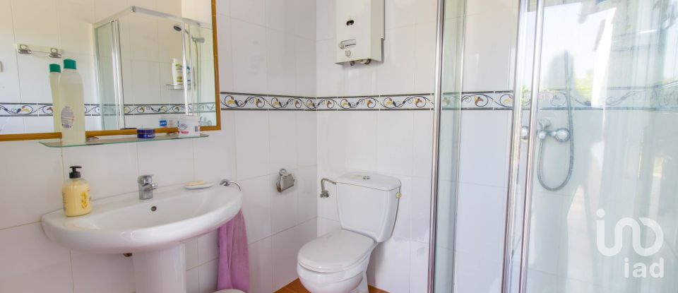 Country home 2 bedrooms of 64 m² in Bonares (21830)