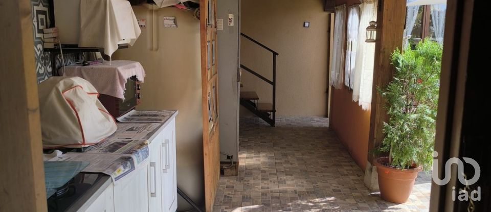 House 3 bedrooms of 148 m² in Villamarco (24345)