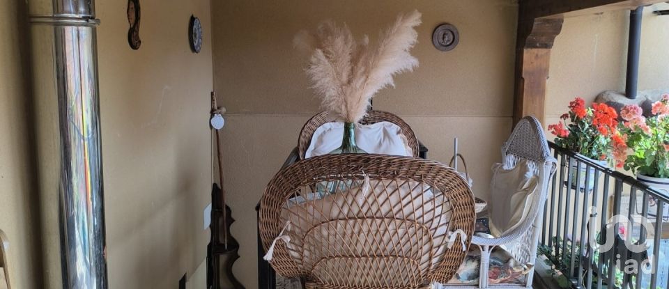 House 3 bedrooms of 148 m² in Villamarco (24345)