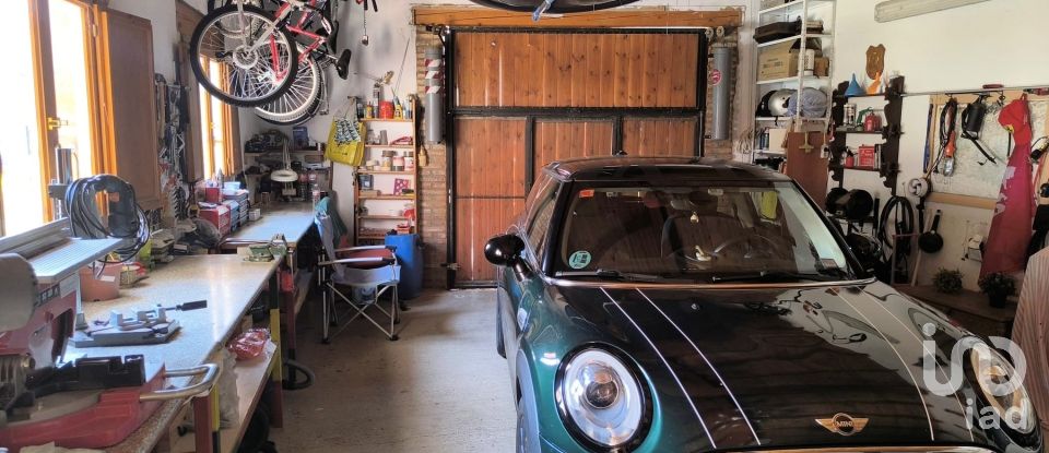 House 3 bedrooms of 148 m² in Villamarco (24345)