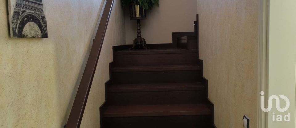 House 3 bedrooms of 148 m² in Villamarco (24345)