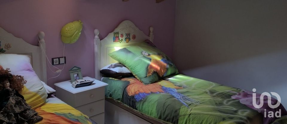 House 3 bedrooms of 148 m² in Villamarco (24345)