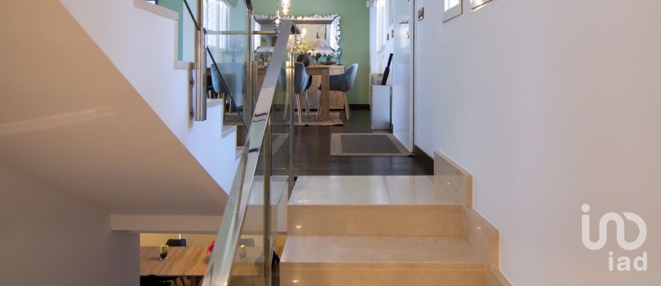 Châlet 4 chambres de 258 m² à Alzira (46600)