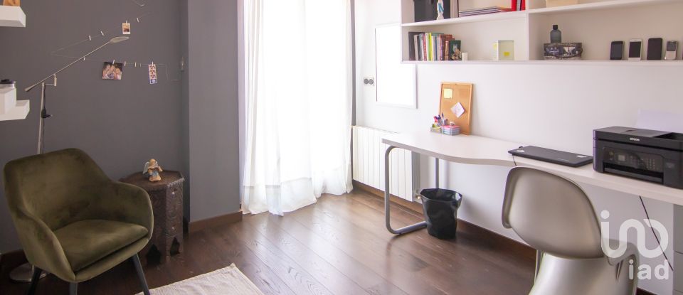 Châlet 4 chambres de 258 m² à Alzira (46600)