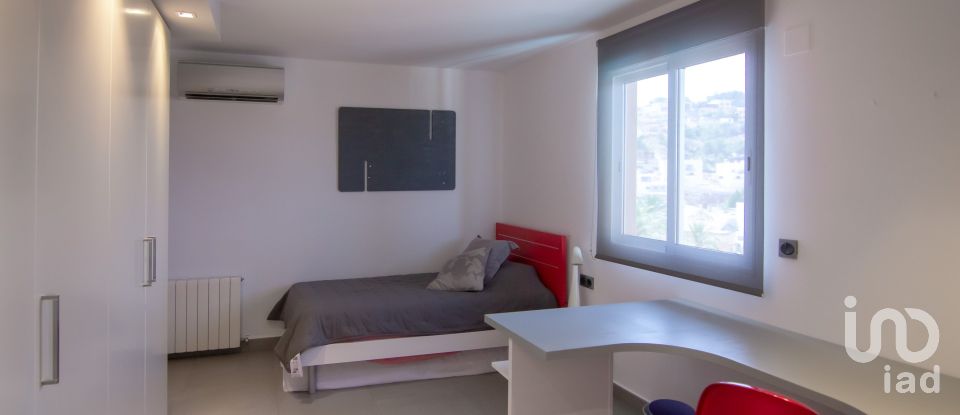 Châlet 4 chambres de 258 m² à Alzira (46600)
