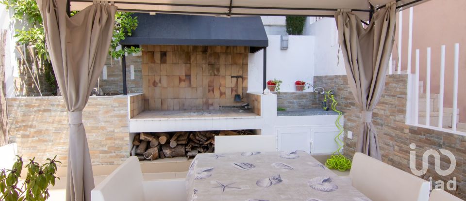 Châlet 4 chambres de 258 m² à Alzira (46600)