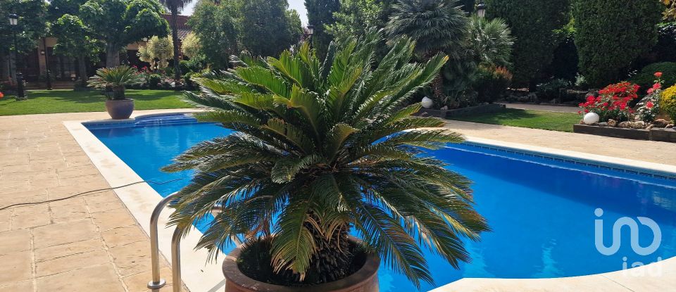 Chalet 6 habitaciones de 400 m² en Balaguer (25600)