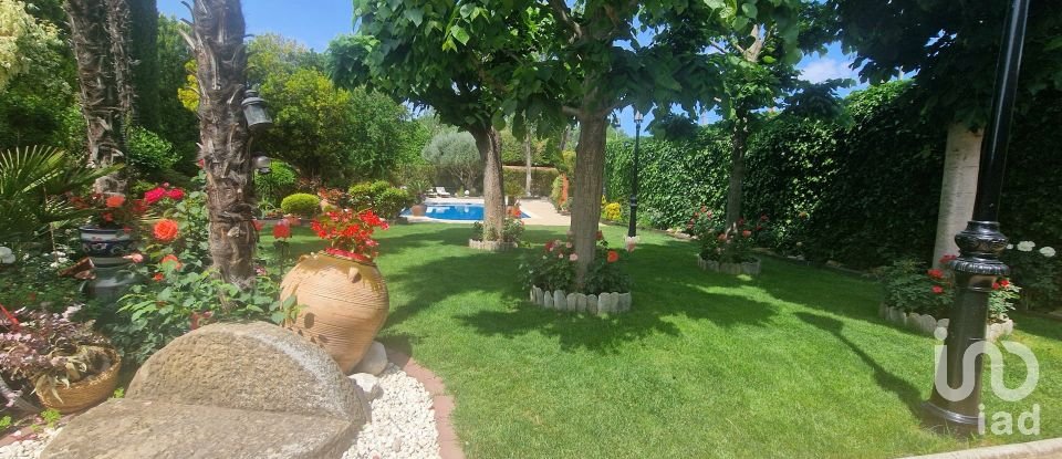 Chalet 6 habitaciones de 400 m² en Balaguer (25600)