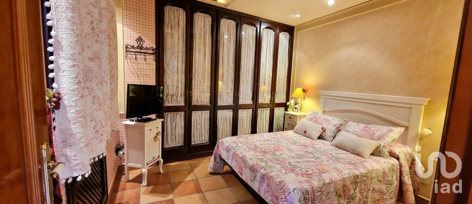 Chalet 6 habitaciones de 400 m² en Balaguer (25600)