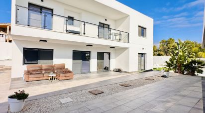 Chalet 5 habitaciones de 280 m² en Urbanización Valle del Sol (03110)