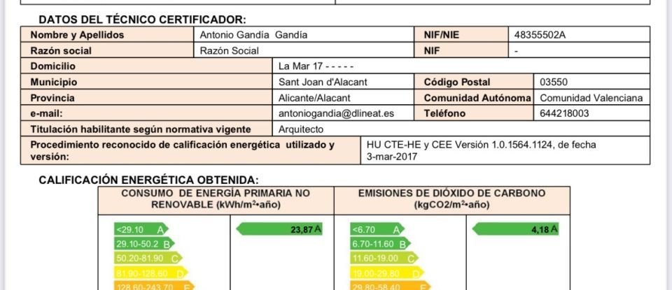 Cottage 5 bedrooms of 280 m² in Urbanización Valle del Sol (03110)