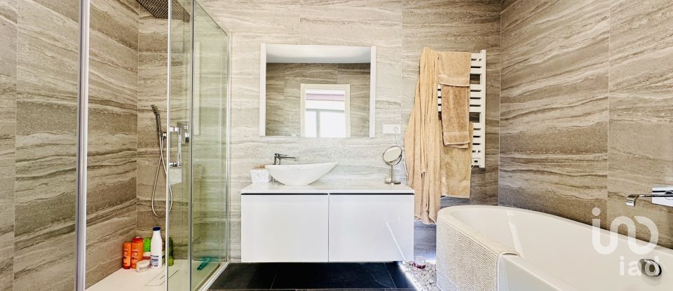 Cottage 5 bedrooms of 280 m² in Urbanización Valle del Sol (03110)