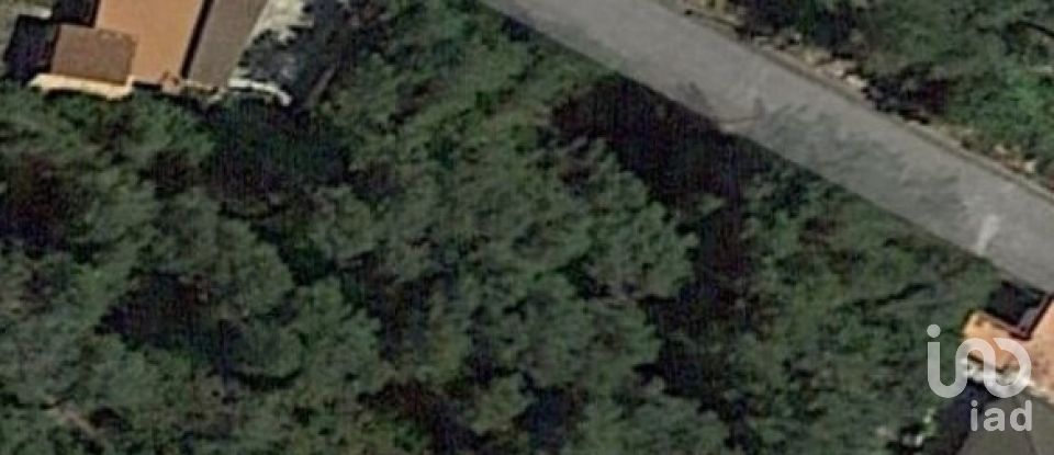 Building plot of 864 m² in Canyelles (08811)