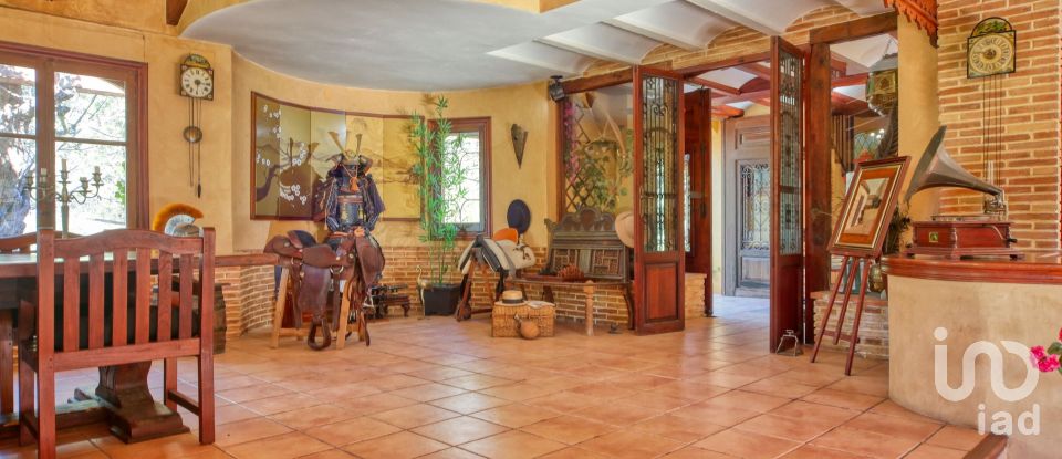 Demeure 3 chambres de 519 m² à Borriol (12190)