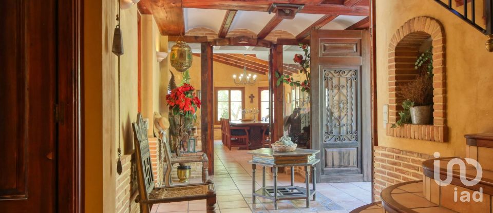 Demeure 3 chambres de 519 m² à Borriol (12190)