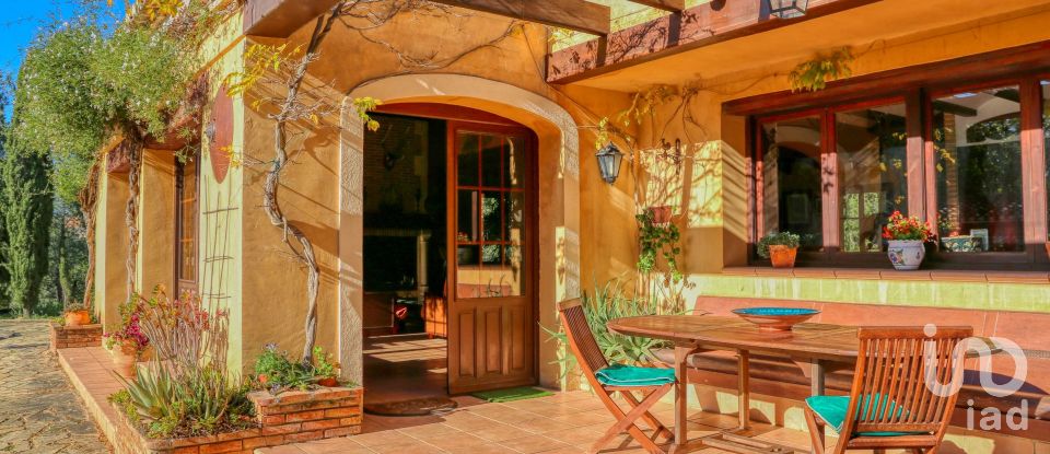 Demeure 3 chambres de 519 m² à Borriol (12190)