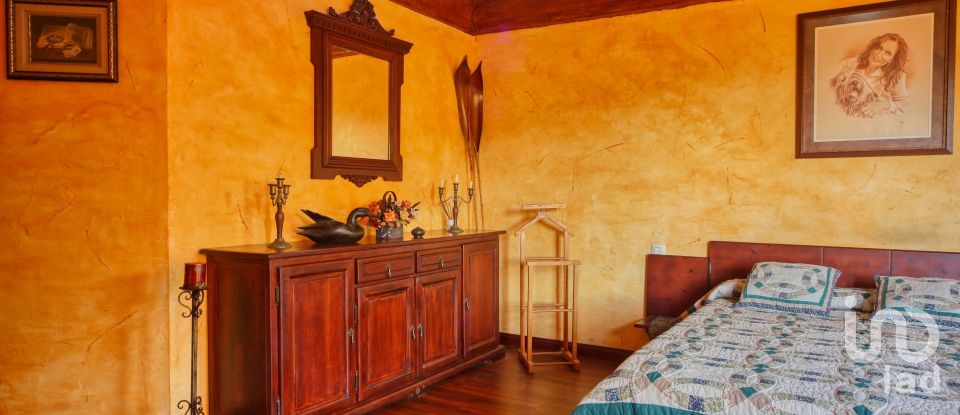 Demeure 3 chambres de 519 m² à Borriol (12190)