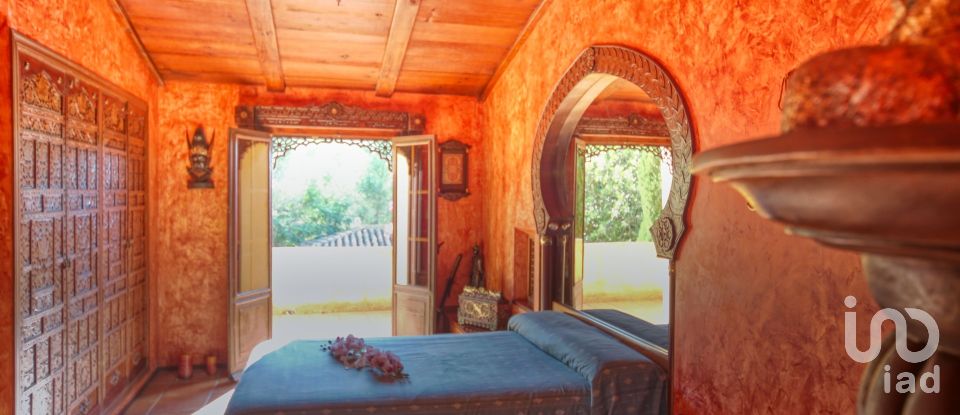 Demeure 3 chambres de 519 m² à Borriol (12190)