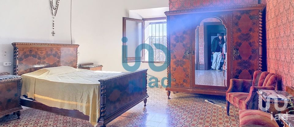 House 10 bedrooms of 1,405 m² in Sant Andreu de la Barca (08740)