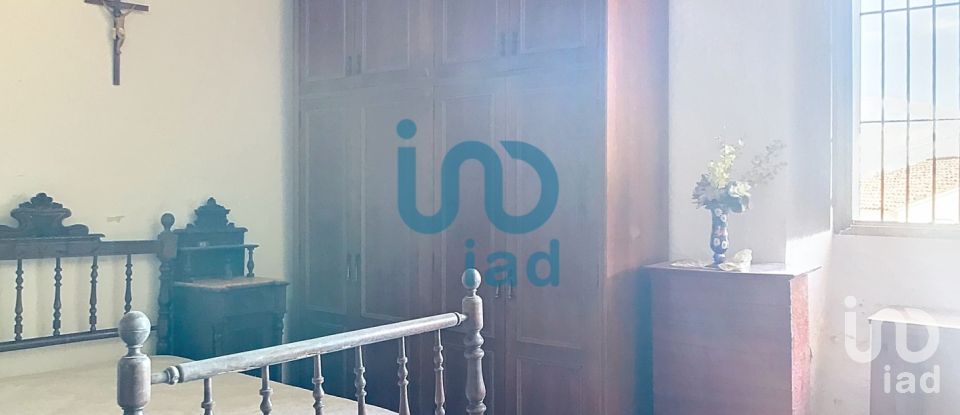 House 10 bedrooms of 1,405 m² in Sant Andreu de la Barca (08740)