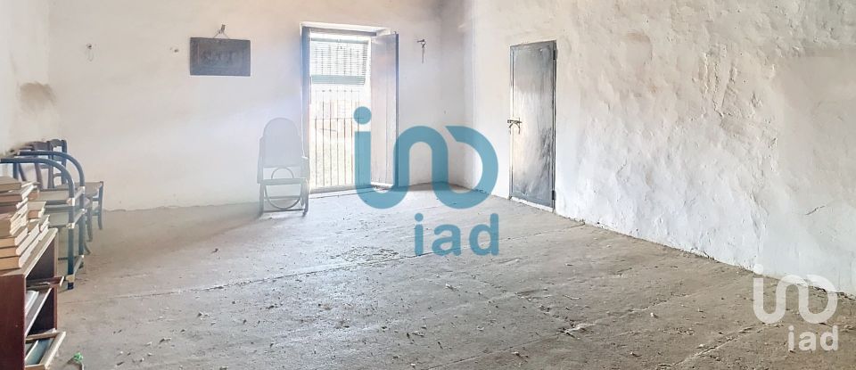 House 10 bedrooms of 1,405 m² in Sant Andreu de la Barca (08740)