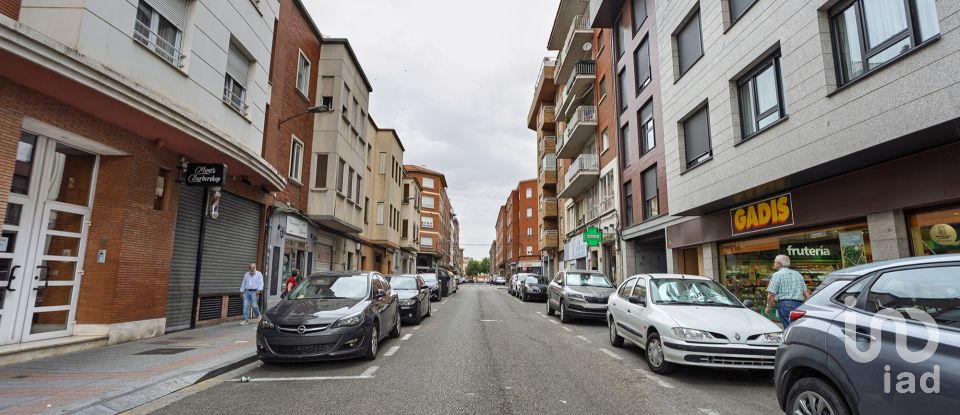 Apartment 3 bedrooms of 95 m² in Palencia (34003)