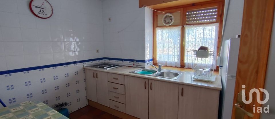 Casa rural 3 habitaciones de 584 m² en Soto de la Vega (24768)