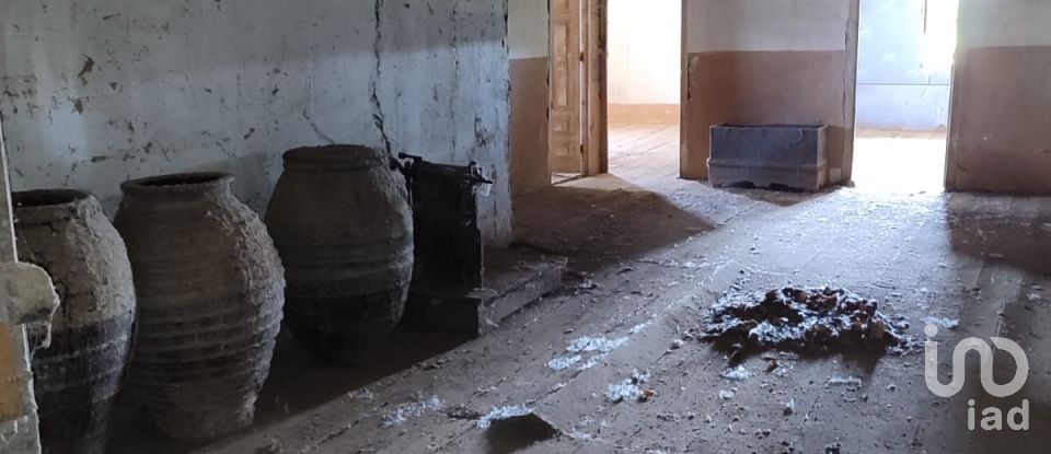 Casa rural 3 habitaciones de 584 m² en Soto de la Vega (24768)