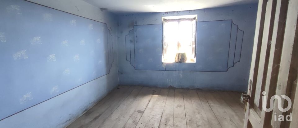 Casa rural 3 habitaciones de 584 m² en Soto de la Vega (24768)