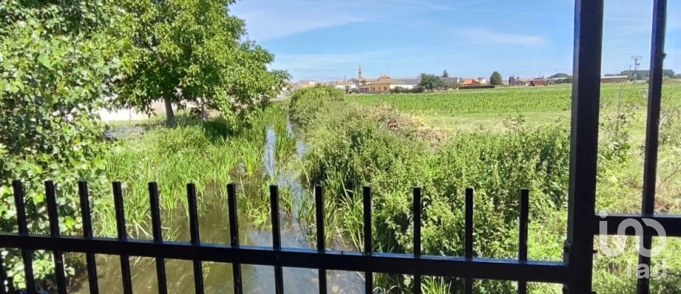 Casa rural 3 habitaciones de 584 m² en Soto de la Vega (24768)