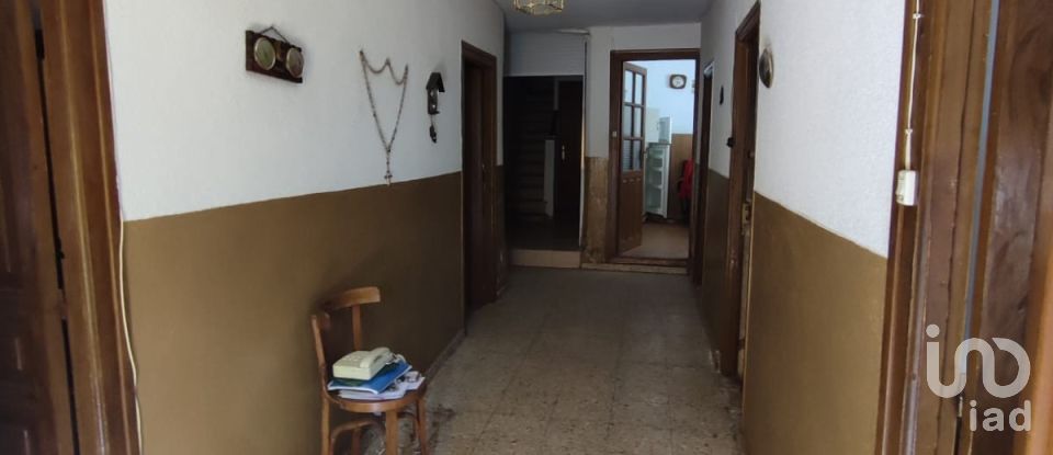 Casa de pueblo 3 habitaciones de 356 m² en San Justo de la Vega (24710)