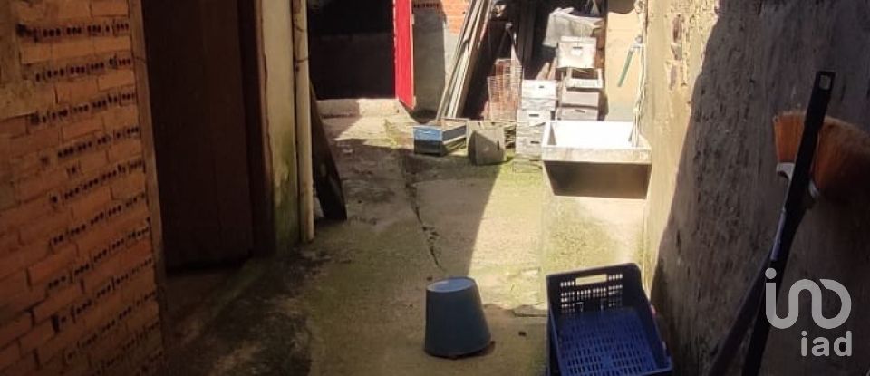 Casa de pueblo 3 habitaciones de 356 m² en San Justo de la Vega (24710)