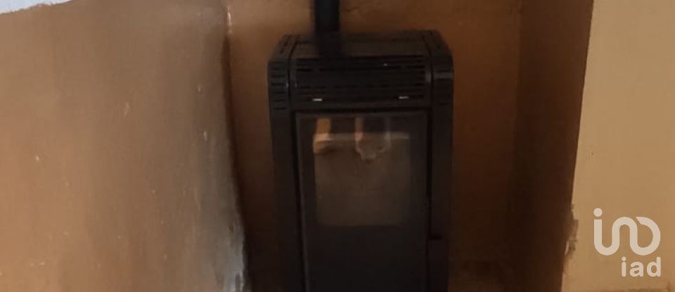 Casa de pueblo 3 habitaciones de 356 m² en San Justo de la Vega (24710)