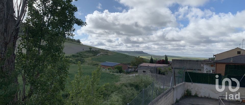 Casa 5 habitacions de 470 m² a Velliza (47131)