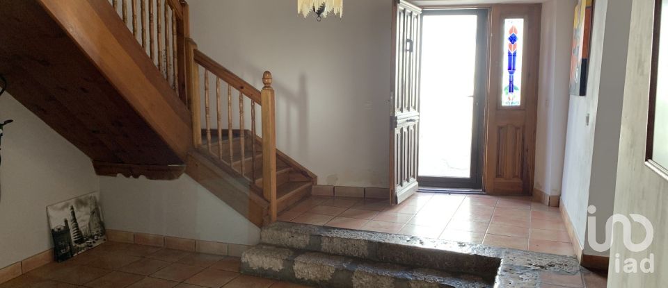 Casa 5 habitacions de 470 m² a Velliza (47131)