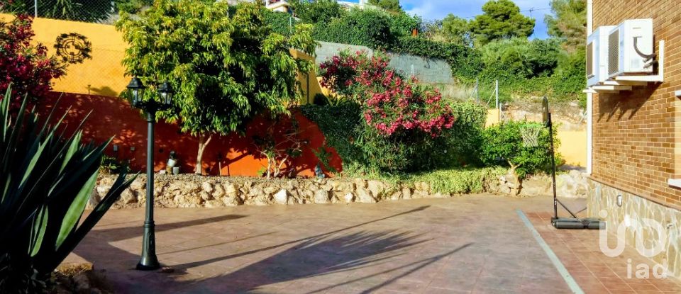 Casa 4 habitaciones de 135 m² en Castellet i la Gornal (08729)