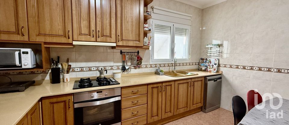 Pis 3 habitacions de 140 m² a Beniarbeig (03778)