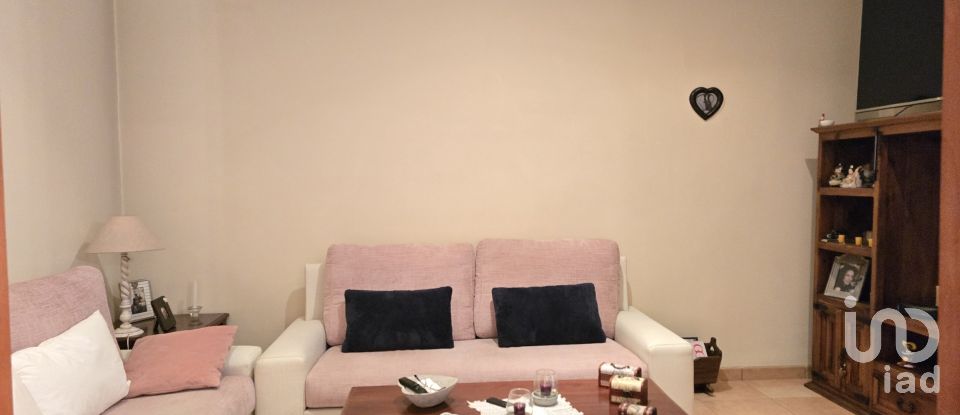 Casa 5 habitacions de 195 m² a Sabadell (08202)