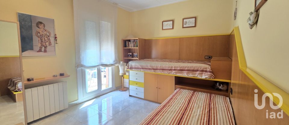 Casa 5 habitacions de 195 m² a Sabadell (08202)
