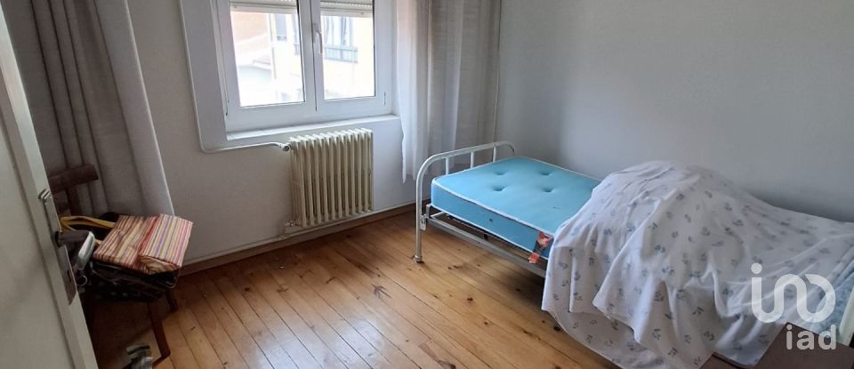 Block of flats in Veguellina de Orbigo (24350) of 351 m²