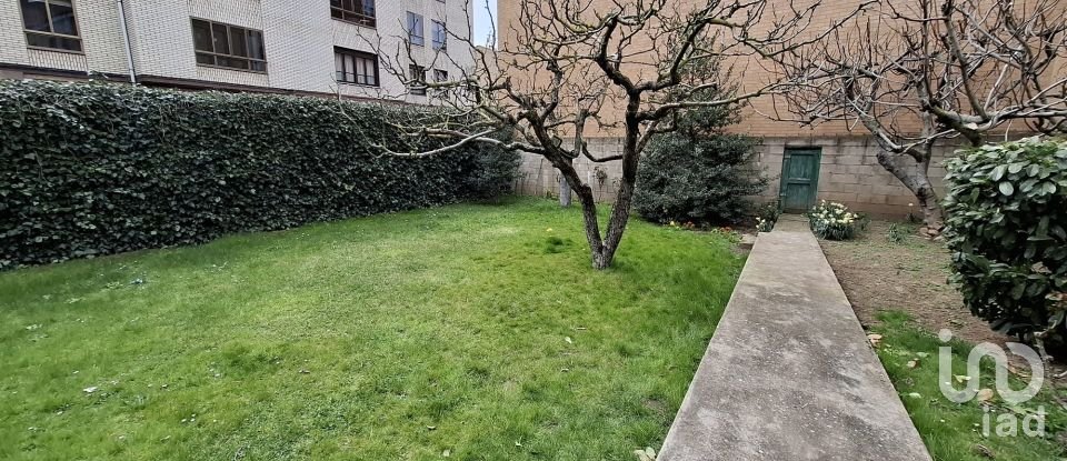 Block of flats in Veguellina de Orbigo (24350) of 351 m²