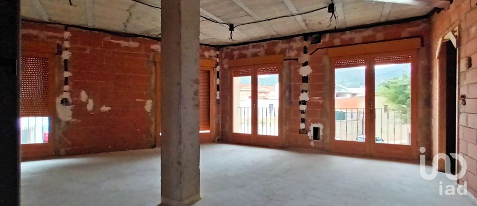 Casa 3 habitaciones de 211 m² en Ráfol de Salem (46843)