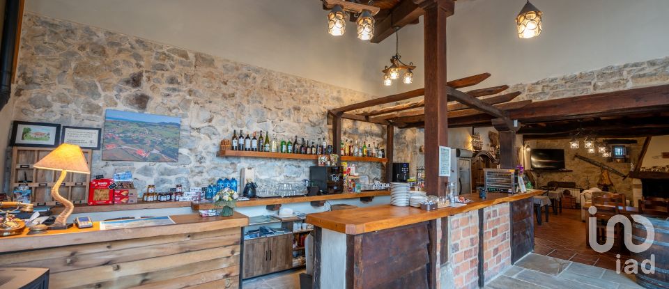 Maison 12 chambres de 700 m² à Miengo (39310)