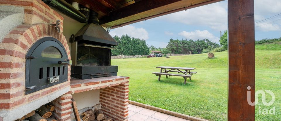 Maison 12 chambres de 700 m² à Miengo (39310)