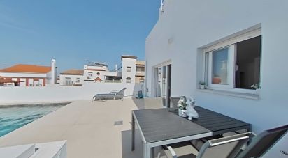 Casa 3 habitaciones de 114 m² en Chiclana de la Frontera (11130)