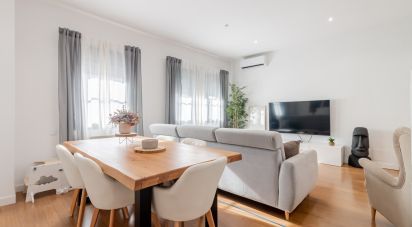 Apartment 3 bedrooms of 115 m² in Madrid (28054)