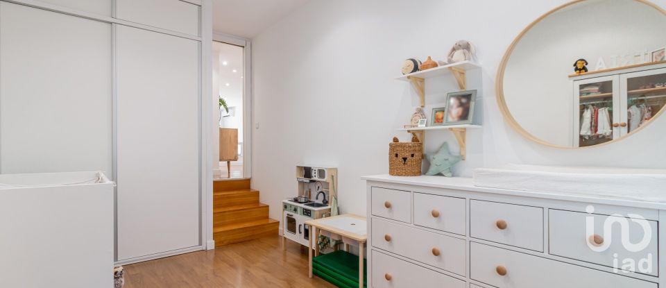 Apartment 3 bedrooms of 115 m² in Madrid (28054)