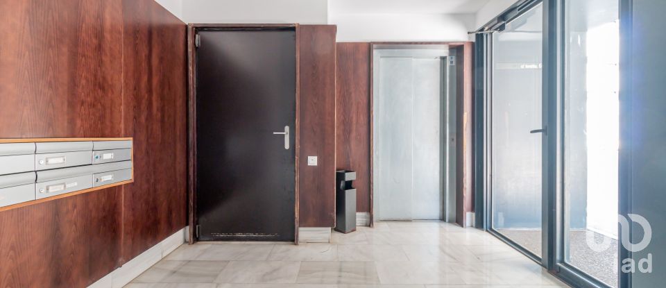 Apartment 3 bedrooms of 115 m² in Madrid (28054)